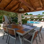 Guest house Lv By 4*