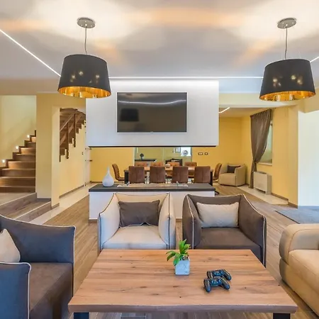 Lv By Maison d'hôtes 4*