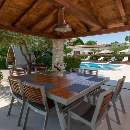Maison d'hôtes Lv By 4*