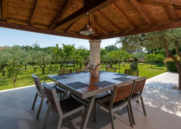 Gostinjska kuća Lv By