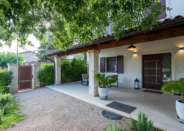 Gostinjska kuća Lv By Fiorini