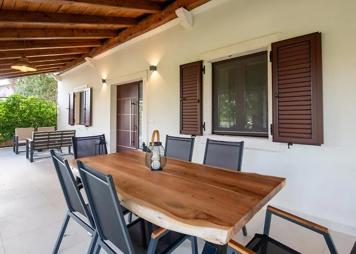 Gostinjska kuća Lv By