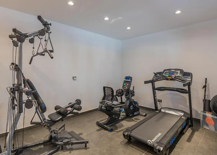 Gostinjska kuća Lv By 4*